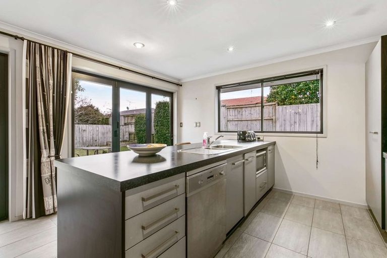 Photo of property in 28 Rosella Drive, Welcome Bay, Tauranga, 3112