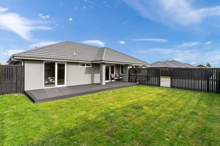 Photo of property in 37 Billington Drive, Halswell, Christchurch, 8025