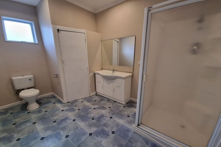 Photo of property in 22 Moa Street, Waikiwi, Invercargill, 9810