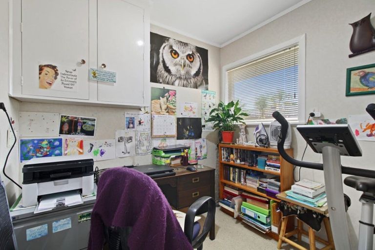 Photo of property in 27 Samuel Place, Queenwood, Hamilton, 3210