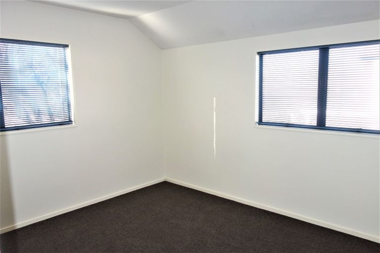 Photo of property in 4/56 London Street, Richmond, Christchurch, 8013
