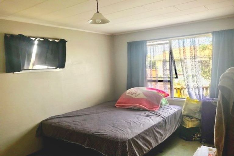 Photo of property in 21 Shalimar Place, Clover Park, Auckland, 2019