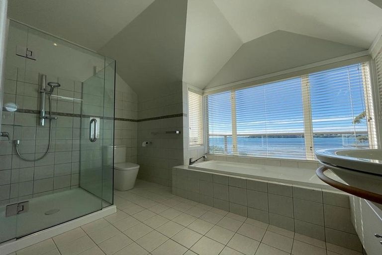 Photo of property in 22 Vista Crescent, Glendowie, Auckland, 1071