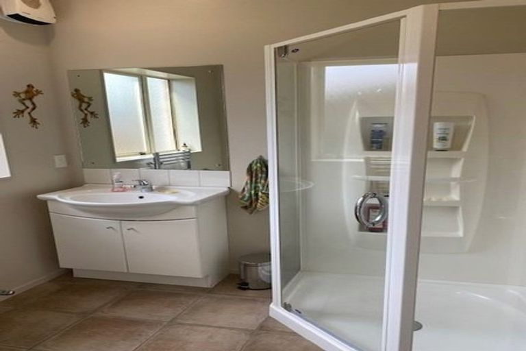 Photo of property in 18 White Pine Avenue, Woodridge, Wellington, 6037