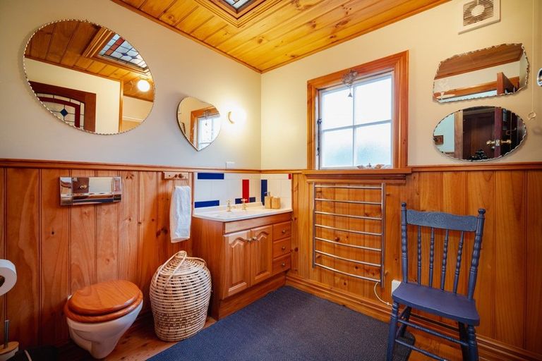 Photo of property in 346 Harington Point Road, Lower Portobello, Dunedin, 9077