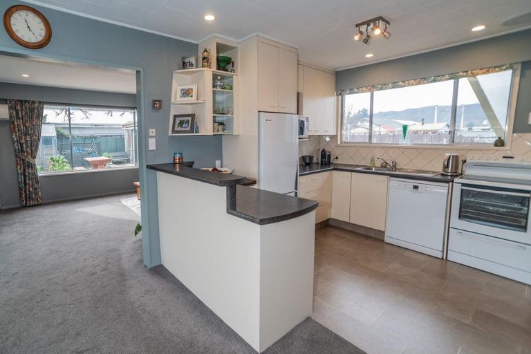 Photo of property in 61 Dunstan Road, Alexandra, 9320