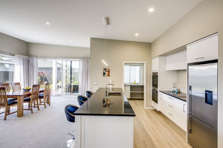 Photo of property in 88 Orotu Drive, Poraiti, Napier, 4112