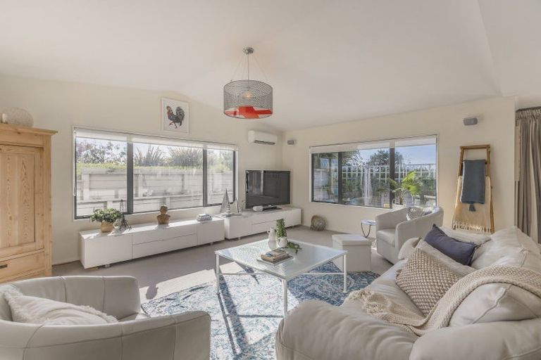 Photo of property in 20 Tui Road, Raumati Beach, Paraparaumu, 5032