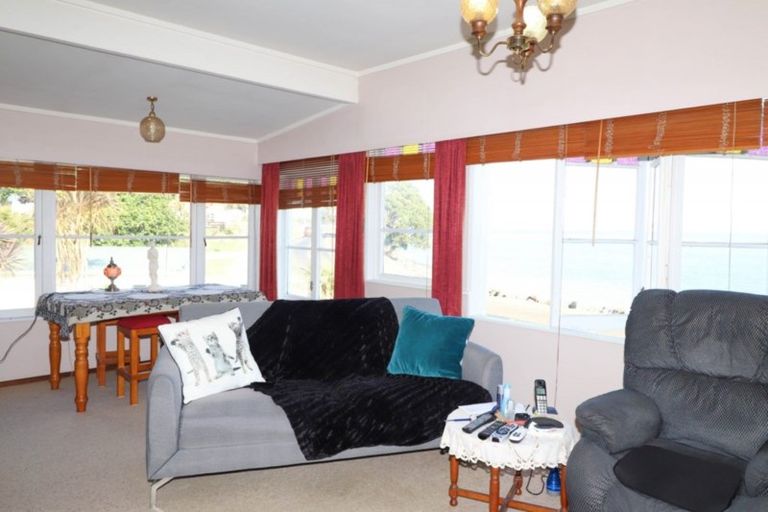 Photo of property in 298 Thames Coast Sh25 Road, Thornton Bay, Thames, 3575