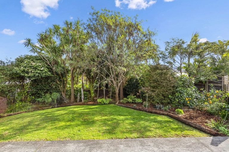 Photo of property in 10 Marine Parade, Raglan, 3225