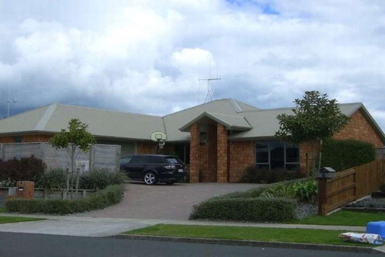 Photo of property in 5 Durmast Court, Cambridge, 3434