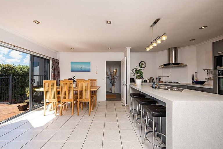 Photo of property in 11 Port Lane, Whitby, Porirua, 5024