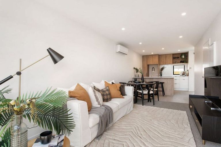 Photo of property in 2/80 Milton Street, Somerfield, Christchurch, 8024