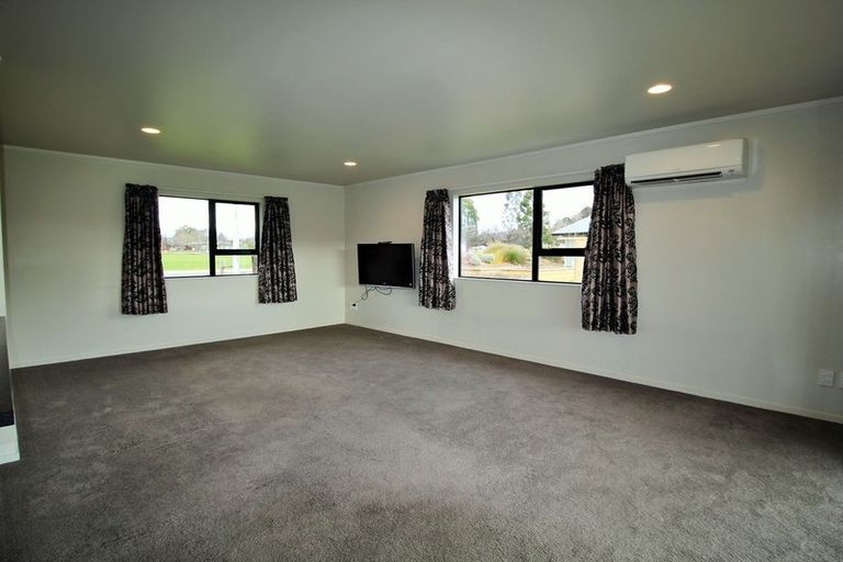 Photo of property in 51 Brough Street, Palmerston, 9430