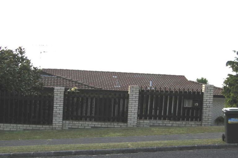 Photo of property in 15 Stapleford Crescent, Browns Bay, Auckland, 0630