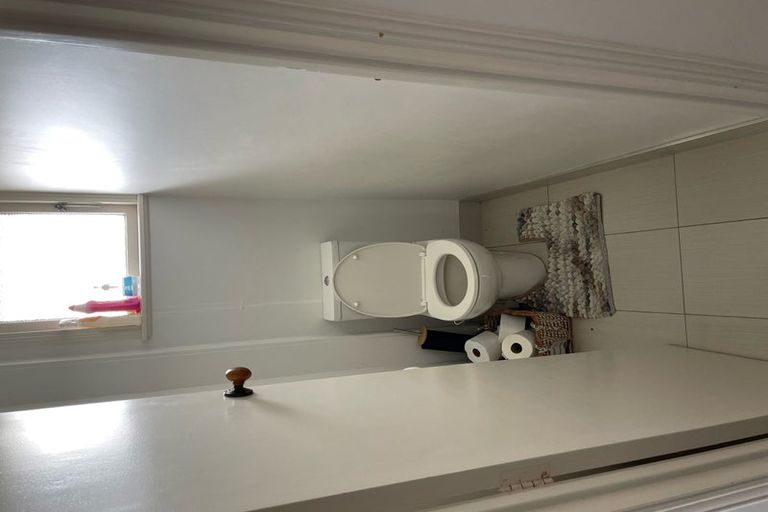 Photo of property in 34 Roberts Avenue, Bayswater, Auckland, 0622