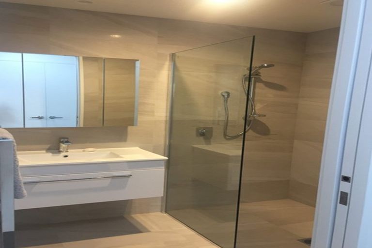 Photo of property in 4/33 Darvel Street, Riccarton, Christchurch, 8011