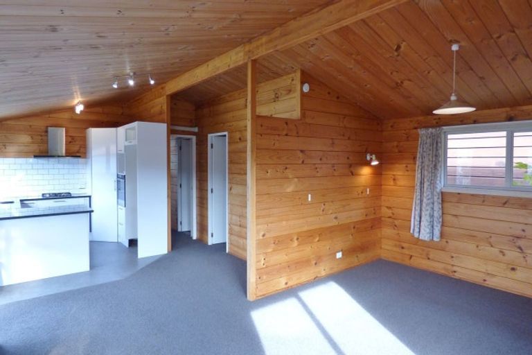 Photo of property in 43 Charlotte Street, Stanmore Bay, Whangaparaoa, 0932