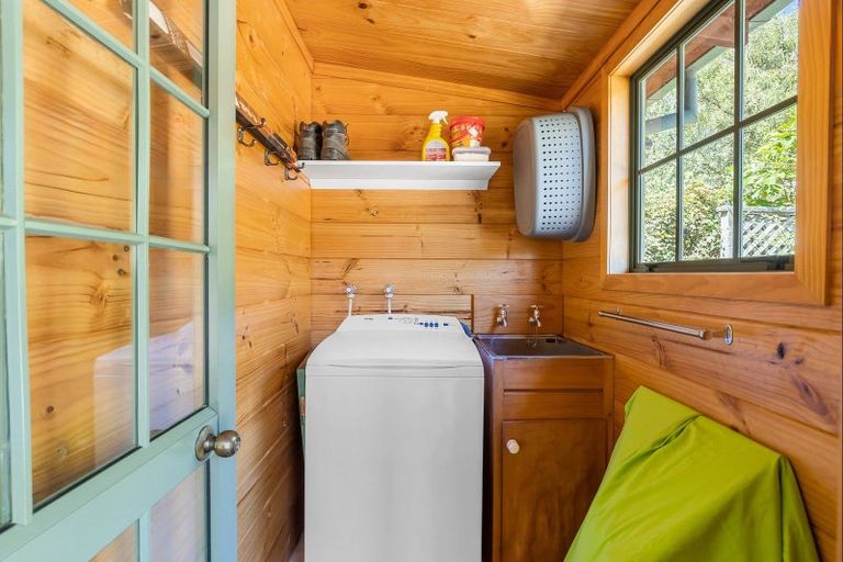 Photo of property in 8 Paurini Place, Motuoapa, 3382