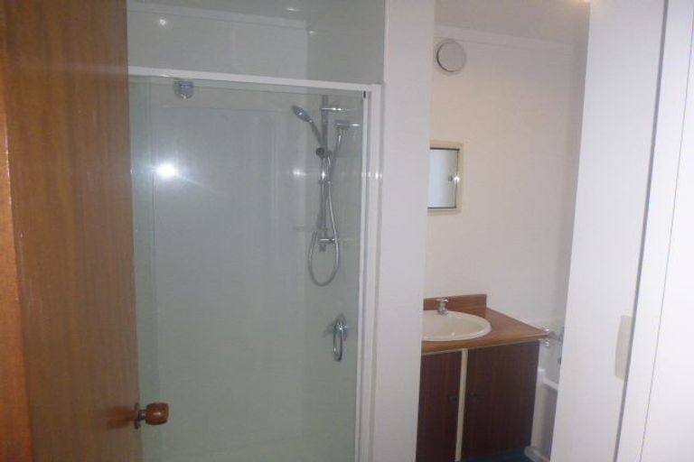 Photo of property in 1/179 Marine Parade, Seatoun, Wellington, 6022