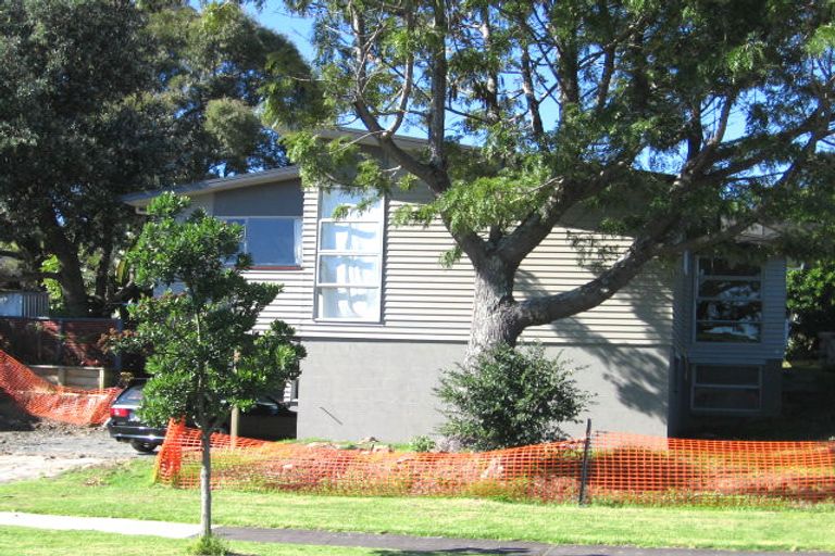 Photo of property in 32 Minaret Drive, Bucklands Beach, Auckland, 2014