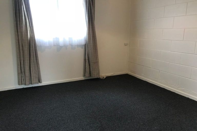 Photo of property in 4 Fantail Court, Orewa, 0931