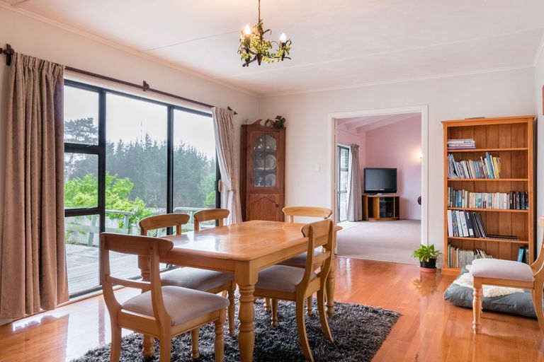 Photo of property in 58 Sunnyvale Road, Massey, Auckland, 0614