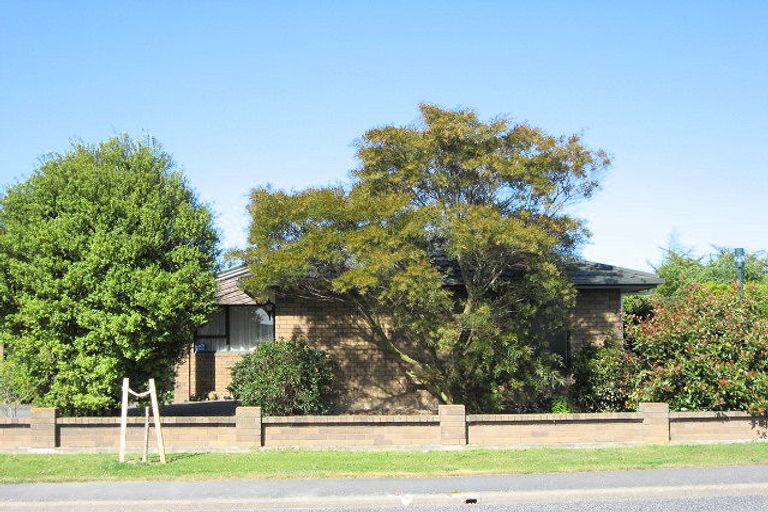 Photo of property in 74 Good Street, Rangiora, 7400