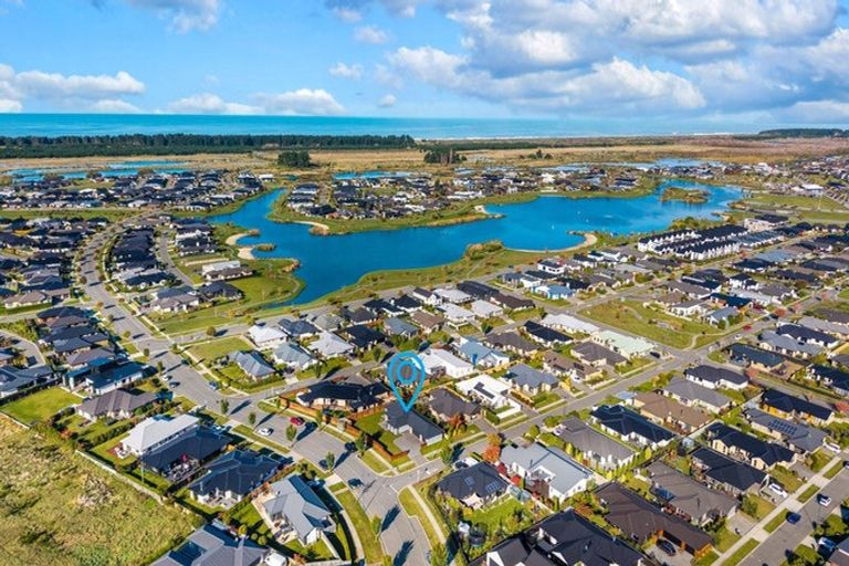 Photo of property in 8 Tiritiri Moana Drive, Pegasus, 7612