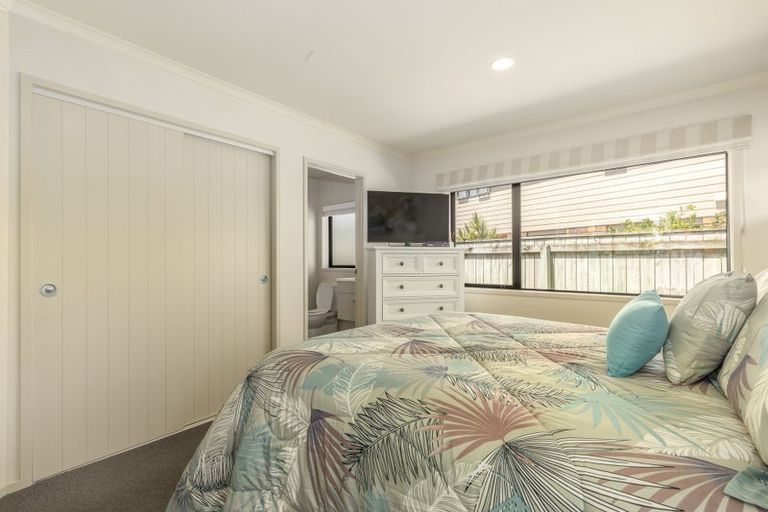 Photo of property in 65 Awatea Avenue, Paraparaumu, 5032