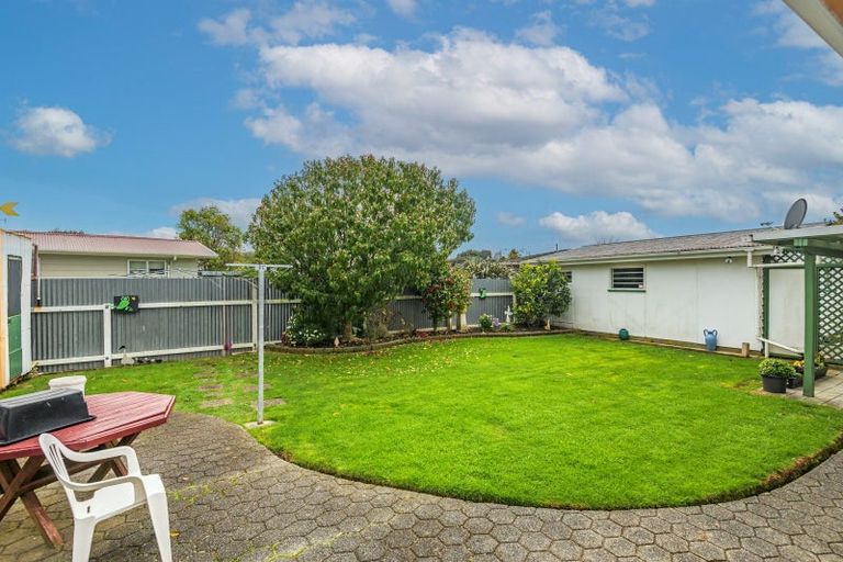 Photo of property in 203 Tremaine Avenue, Westbrook, Palmerston North, 4412
