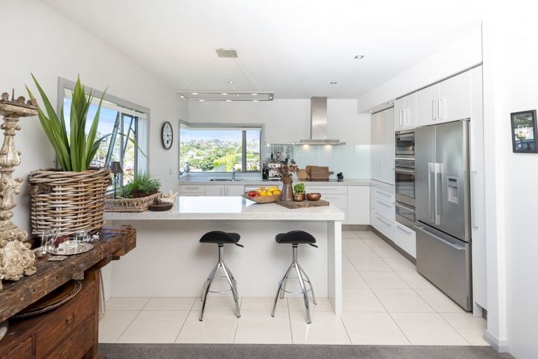 Photo of property in 74 Compass Way, Half Moon Bay, Auckland, 2012
