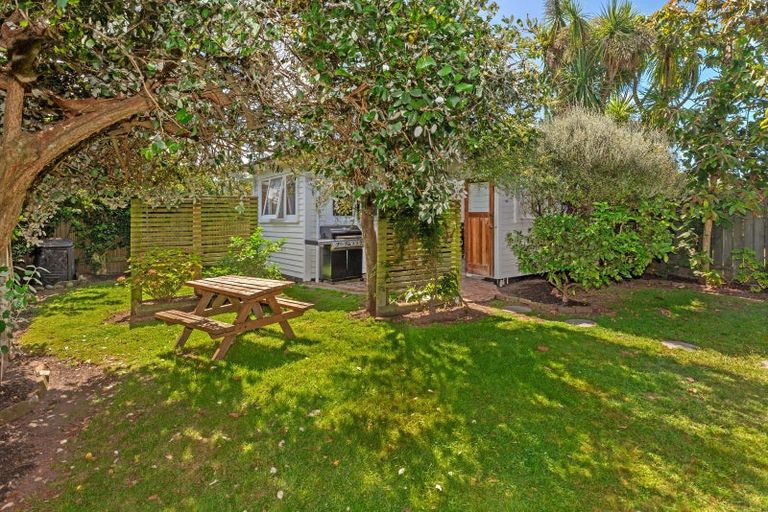 Photo of property in 21 Norman Road, Te Hapara, Gisborne, 4010