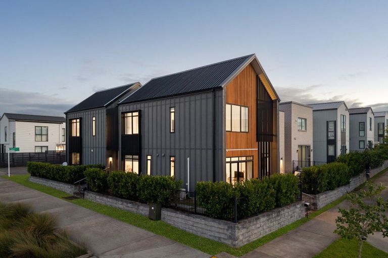 Photo of property in 2 Skua Road, Hobsonville, Auckland, 0616