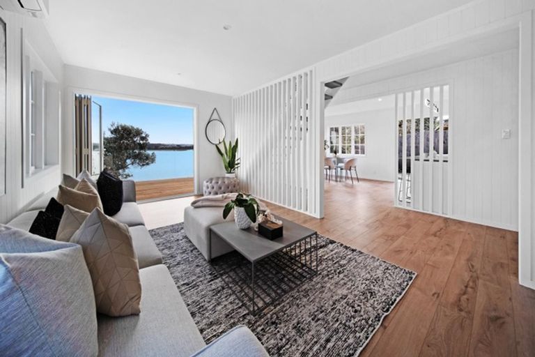 Photo of property in 27 Telstar Place, Beach Haven, Auckland, 0626