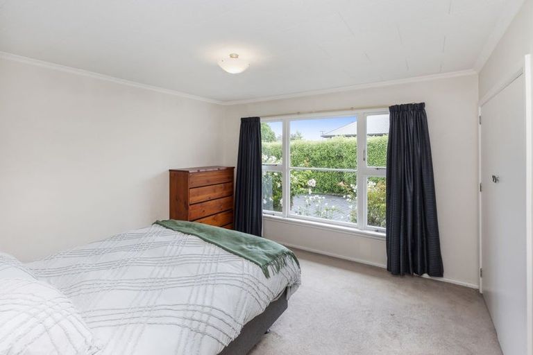 Photo of property in 32 Flower Street, Bryndwr, Christchurch, 8053