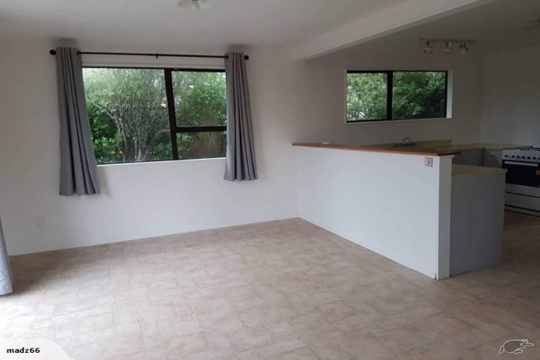 Photo of property in 101 Pikarere Street, Titahi Bay, Porirua, 5022