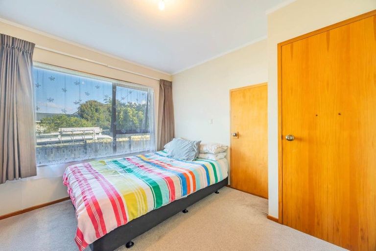 Photo of property in 87d Lancaster Road, Beach Haven, Auckland, 0626