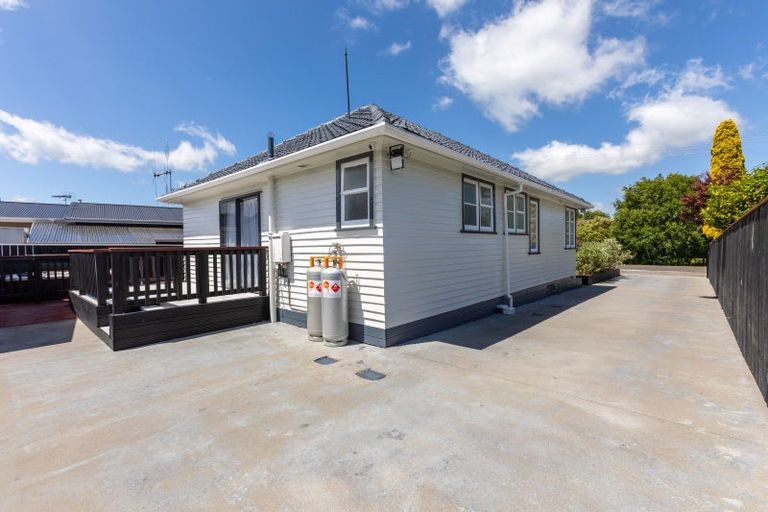 Photo of property in 61 Burgoyne Street, Woodville, 4920