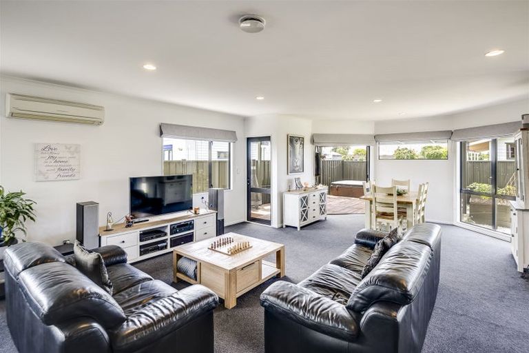 Photo of property in 10a Windsor Terrace, Taradale, Napier, 4112