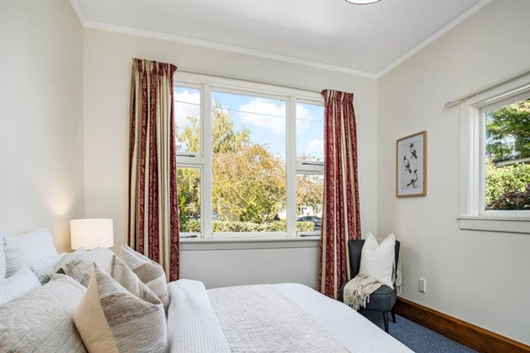 Photo of property in 57 Martin Avenue, Beckenham, Christchurch, 8023