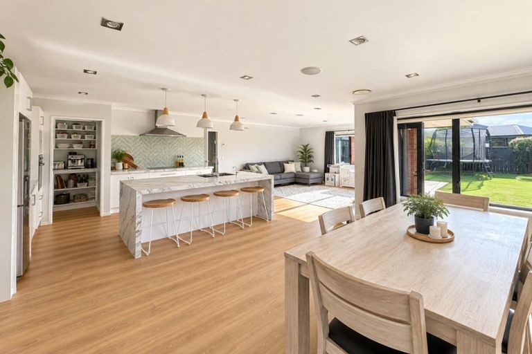 Photo of property in 13 Watkins Road, Cambridge, 3434