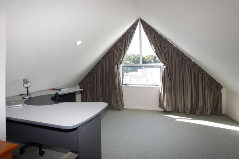 Photo of property in 3/86 Brockworth Place, Riccarton, Christchurch, 8011