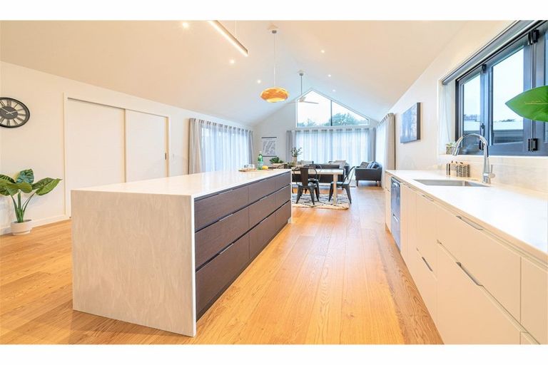 Photo of property in 4 Barker Place, Waikiwi, Invercargill, 9810