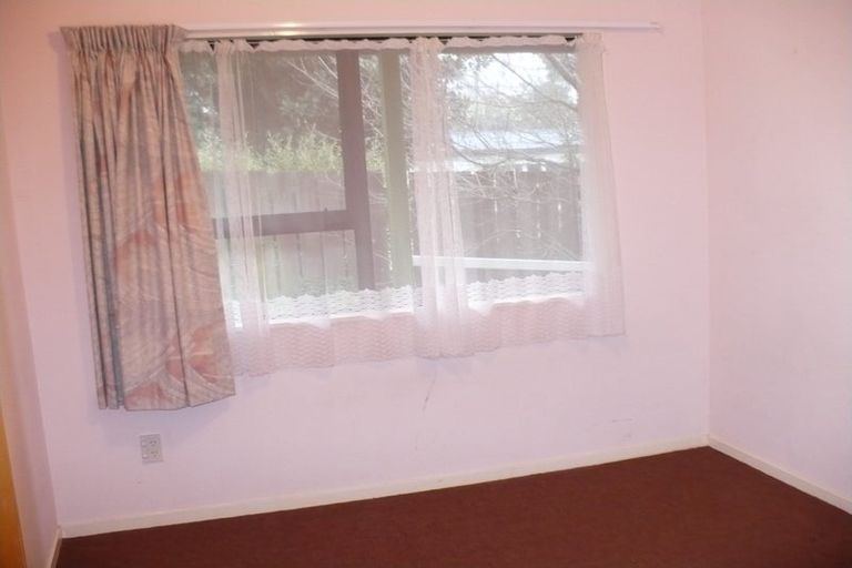 Photo of property in 152 Queens Drive, Lyall Bay, Wellington, 6022