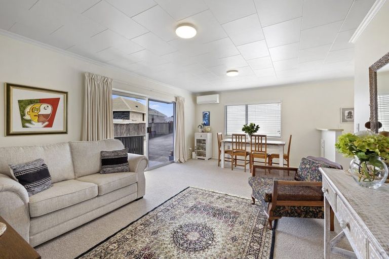 Photo of property in 7a Bedford Street, Fitzroy, New Plymouth, 4312