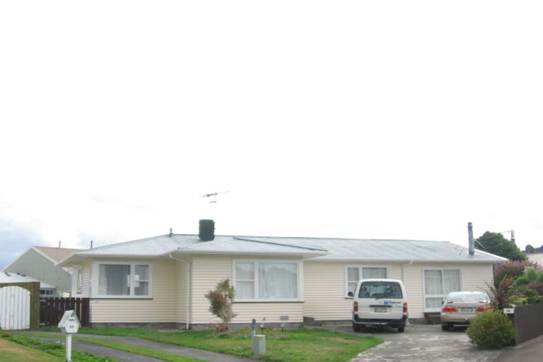 Photo of property in 42 Mountbatten Grove, Clouston Park, Upper Hutt, 5018