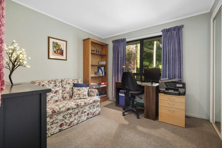 Photo of property in 106 Moffat Road, Bethlehem, Tauranga, 3110