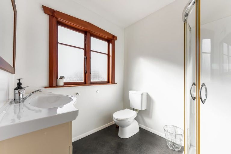 Photo of property in 19 Tipahi Street, Nelson South, Nelson, 7010