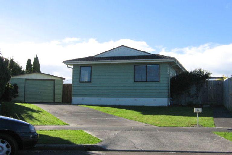 Photo of property in 8 Pluto Place, Milson, Palmerston North, 4414